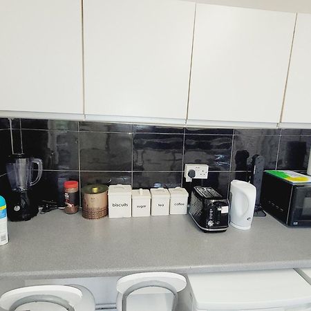 Excellent Double Rooms In Cheap Rate Around Central London Eksteriør billede